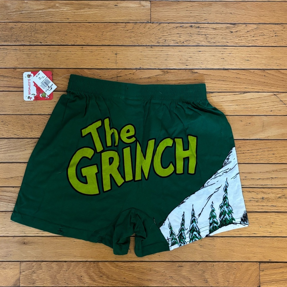 Authentic Grinch Shorts from Universal - Picture 2 of 2